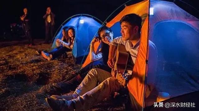 大军：年轻人开始对坐地起价说不！新葡京娱乐场app景区外的帐篷(图4)